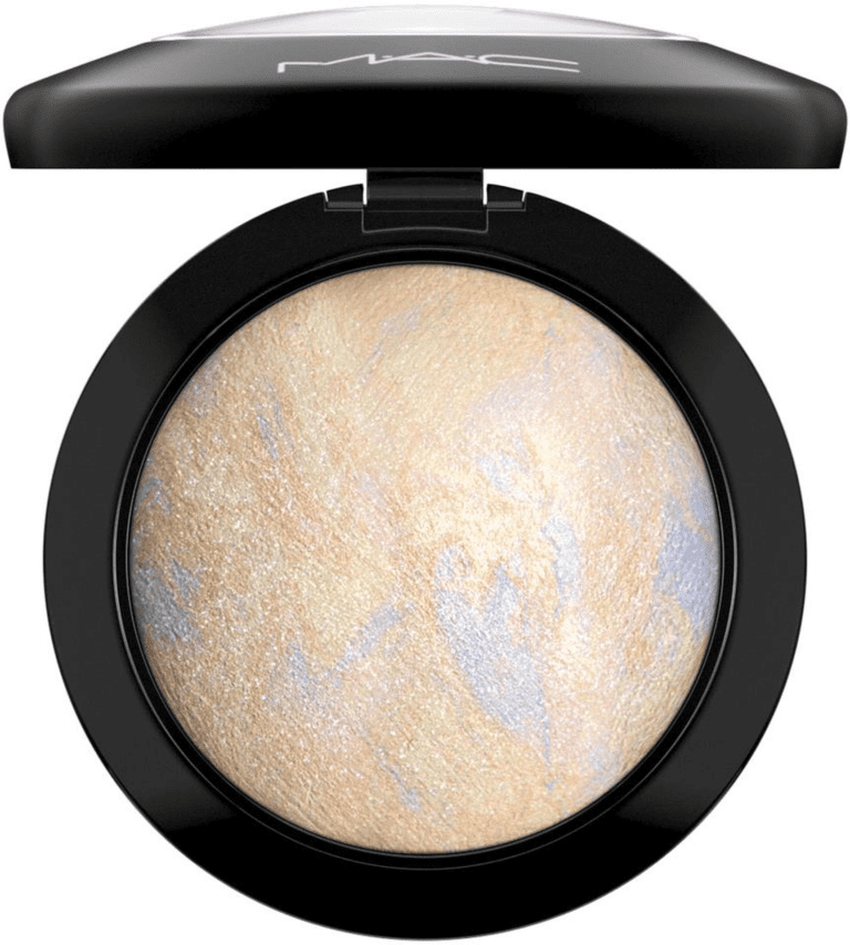 mac-mineralize-skinfinish-vitamin-e-radiant-finish-highlighter-powder-lightscapade-10-g-1681647376
