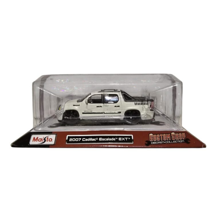 maisto-custom-shop-diecast-2007-cadillac-escaade-toy-car-white-3-years-1736503455