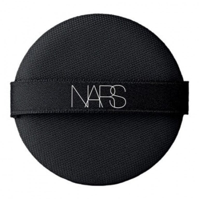 nars-aqua-glow-cushion-cream-foundation-groenland-spf-23-12-g-1672148393