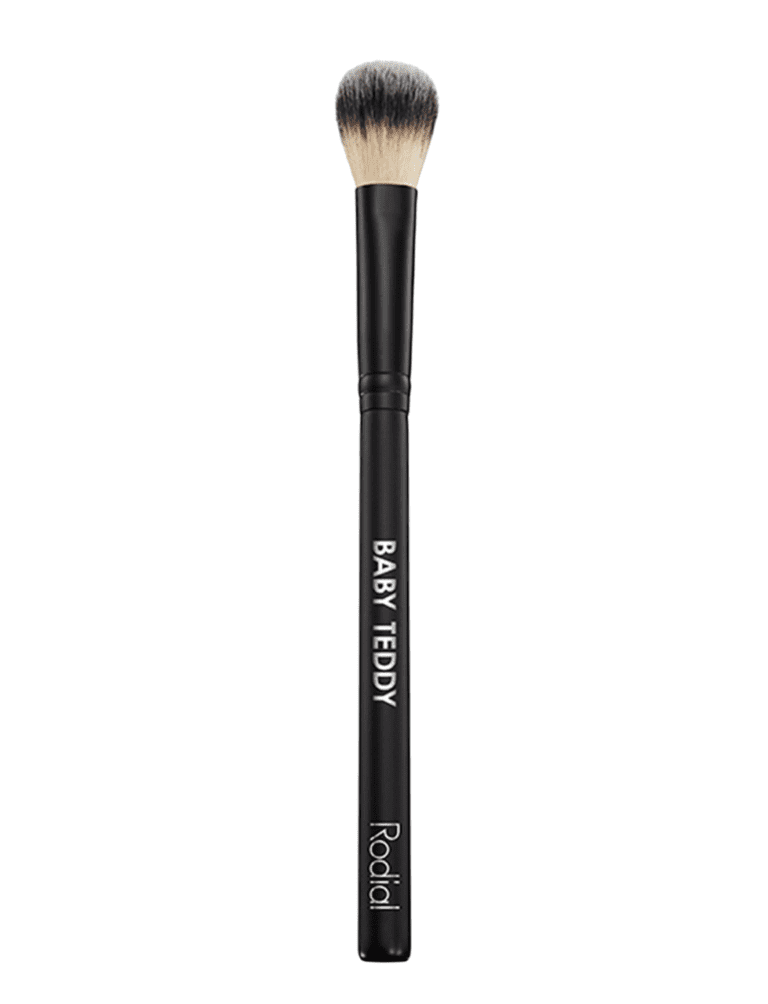 rodial-baby-teddy-powder-brush-1740474383