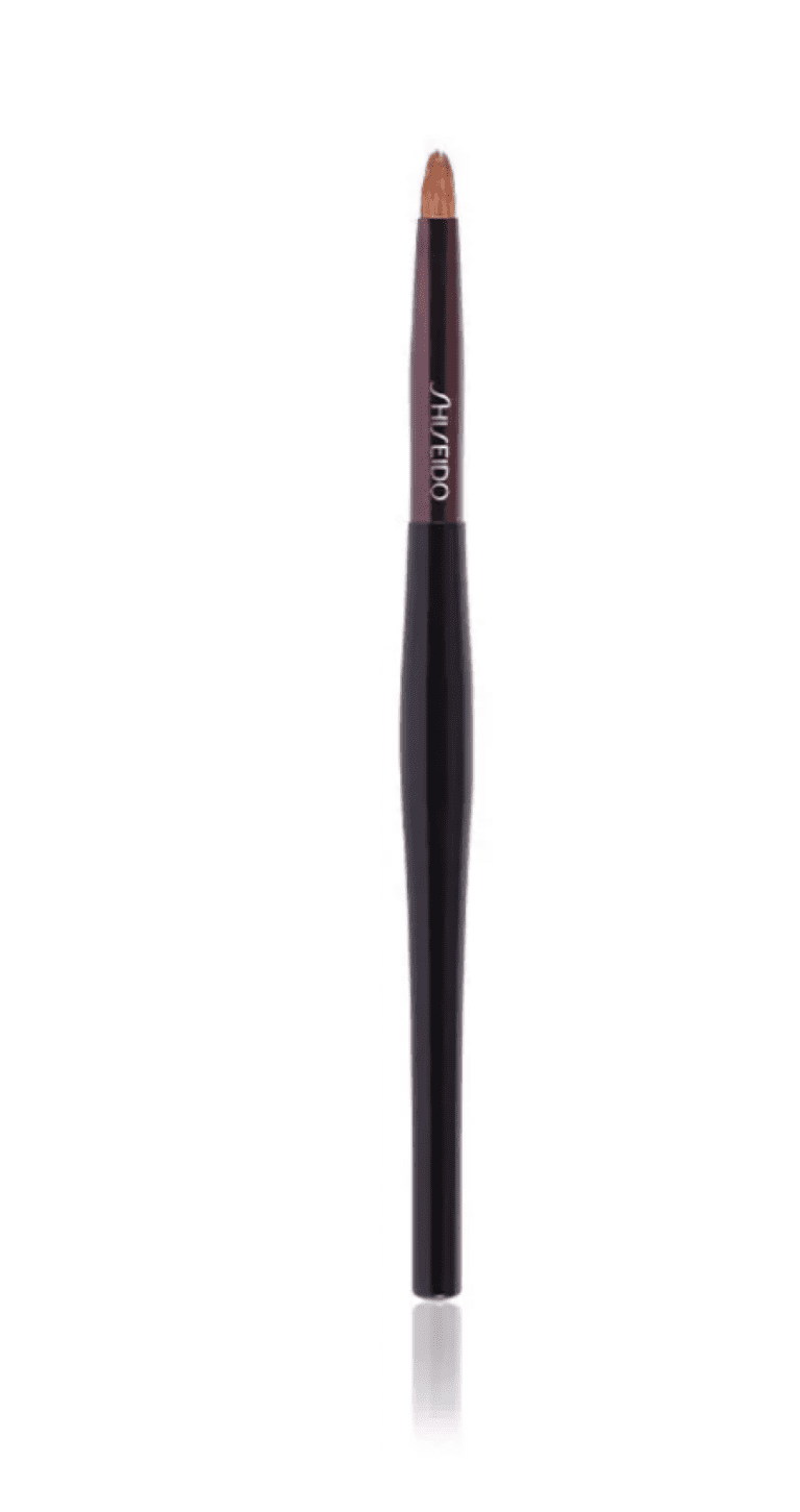 shiseido-the-makeup-contour-lip-brush-1673509984