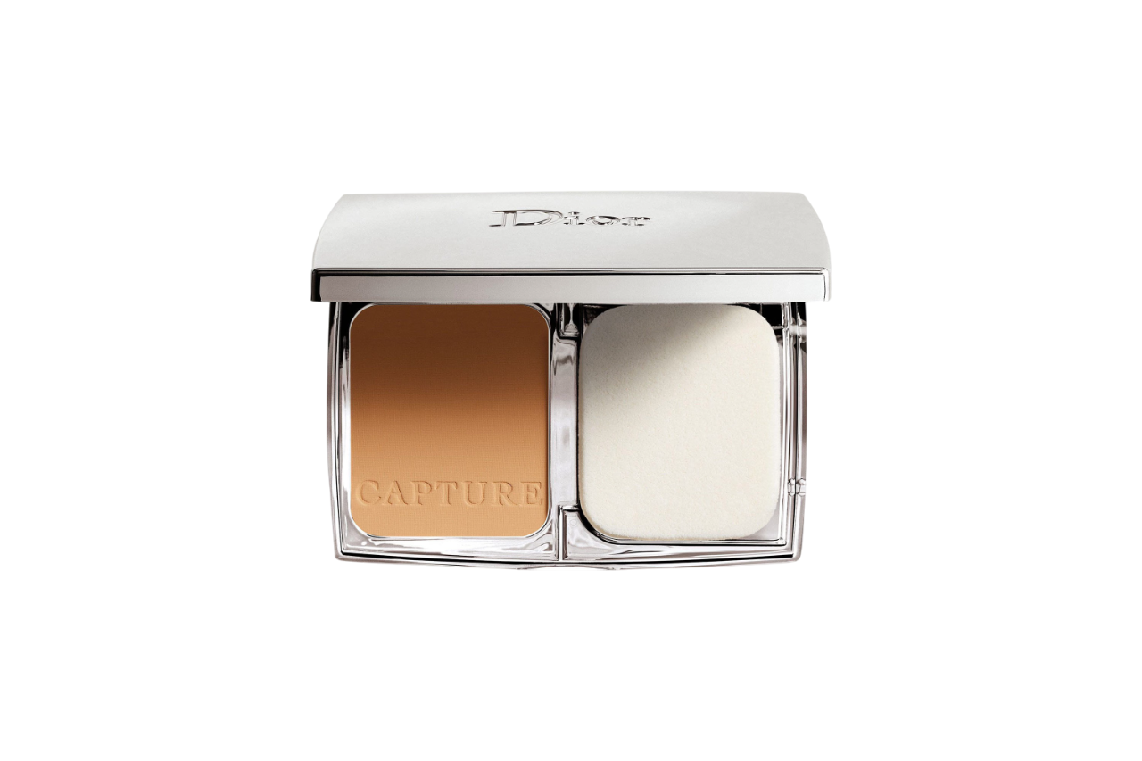 christian-dior-capture-totale-long-lasting-compact-foundation-30-medium-beige-11-g-1745836020